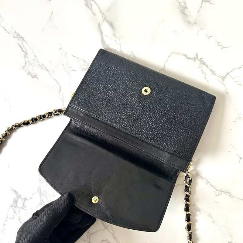 【LA LUNE】中古Chanel黑色魚子醬斜背包 單肩包 小包 中夾 皮夾 側背包-8