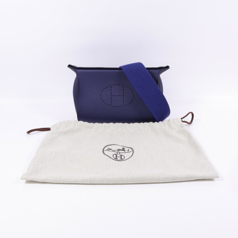 HERMES Togo皮革Videpoches銀扣肩背袋Bleu De Prusse-17