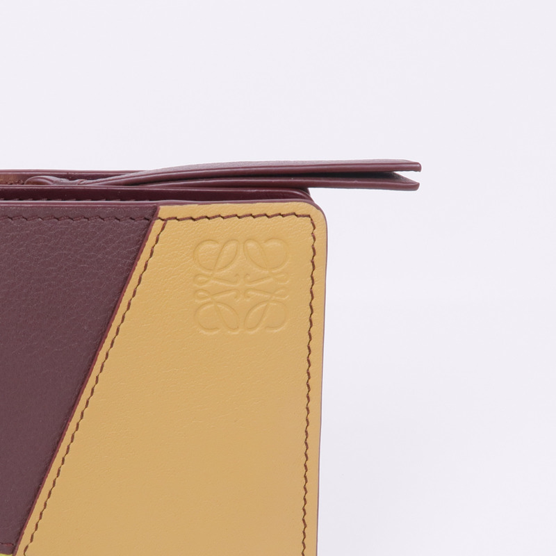 LOEWE 牛皮皮革Puzzle Compact Zip Wallet金扣錢包-11