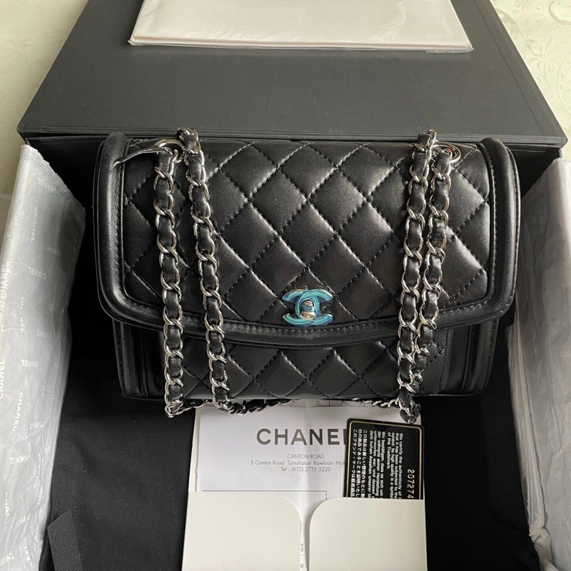 Chanel 小號 翻蓋郵差包 黑銀菱格紋斜挎單肩鏈條包 20開 尺寸約23x16-1