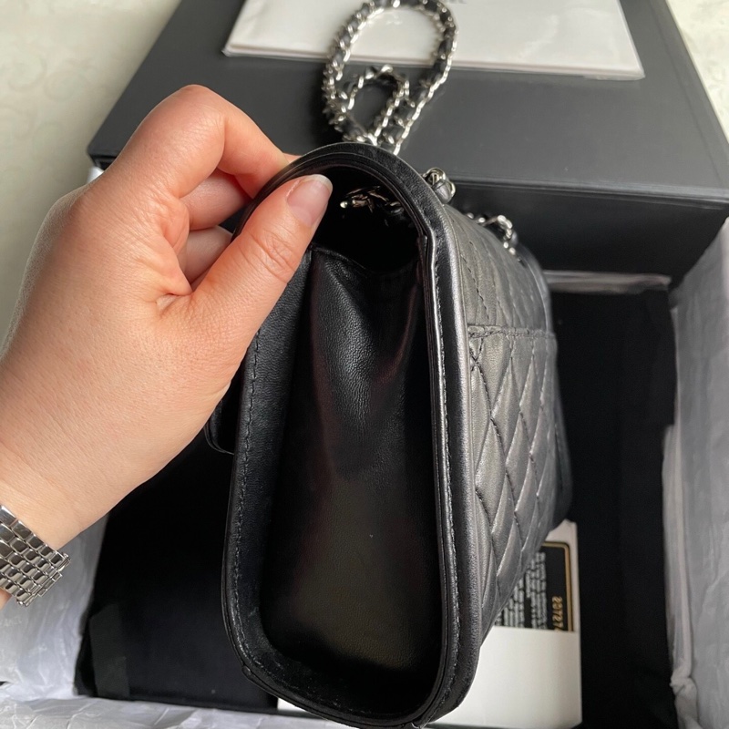 Chanel 小號 翻蓋郵差包 黑銀菱格紋斜挎單肩鏈條包 20開 尺寸約23x16-7