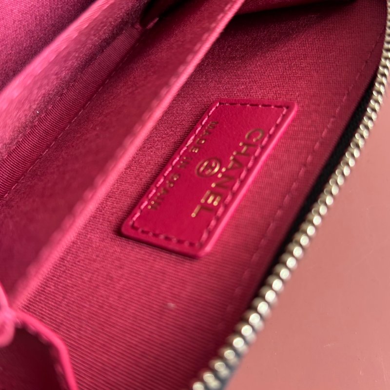 ::CHANEL:: 香奈兒 19系列經典金屬雙C LOGO菱格紋小羊皮拉鍊零錢包(黑)-12