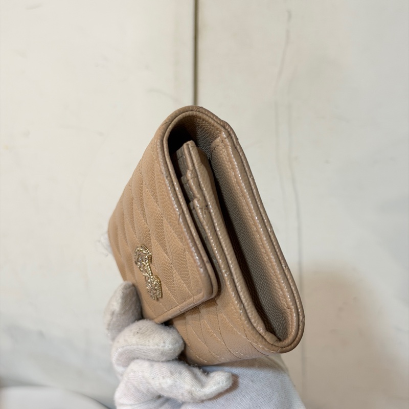 #全新閒置 #配件齊全 香奈兒荔枝皮奶茶金扣中長夾✨-2