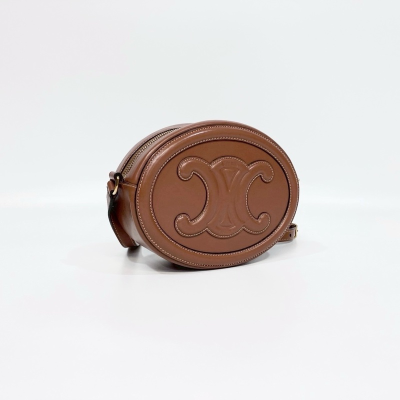 CELINE棕色牛皮TRIOMPHE橢圓側背包198603DXC-3