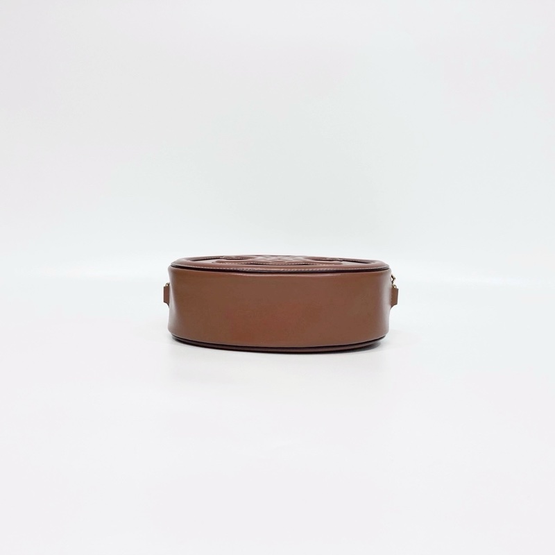 CELINE棕色牛皮TRIOMPHE橢圓側背包198603DXC-4