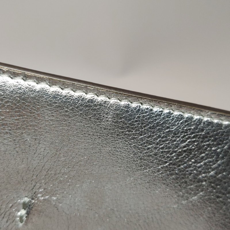 Fendi Kan U牛皮純色字母logo單肩包-15