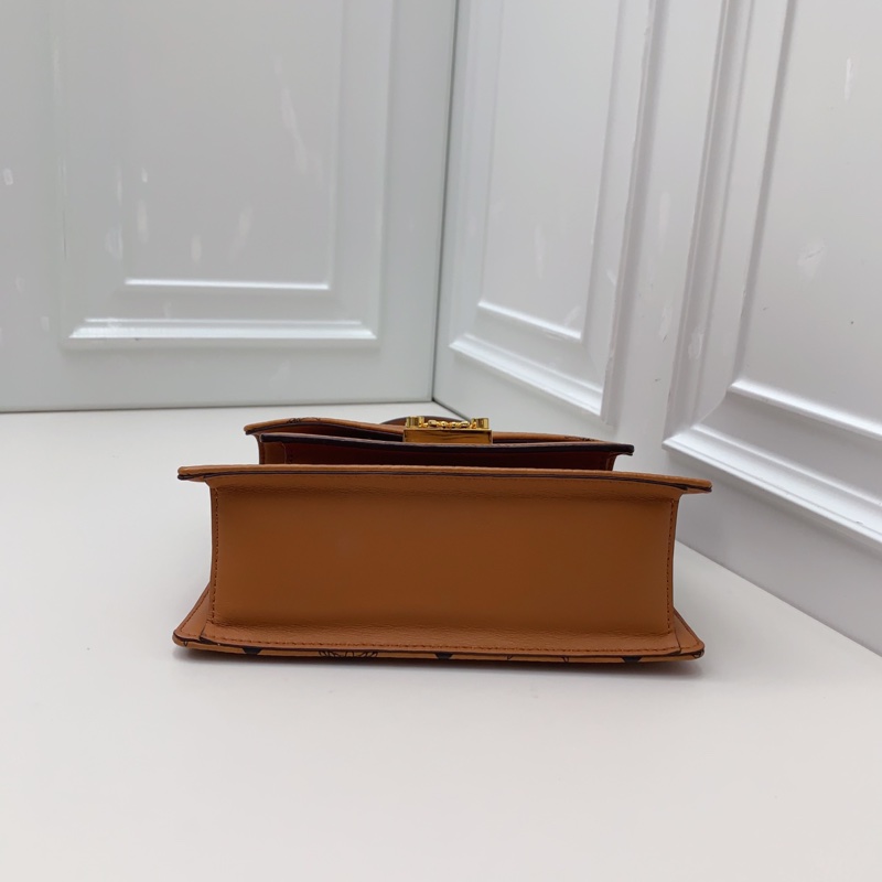 98 新Mcm 乾邑色小號郵差包 斜挎手提包-7