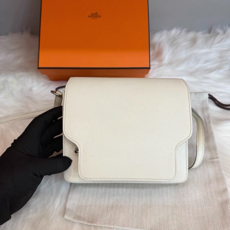 愛馬仕 豬鼻子 蘑菇白 B刻 銀扣 mini 成色99新 (23.24年購買) 全套 可以斜挎包 尺寸長18 evercolor皮-2