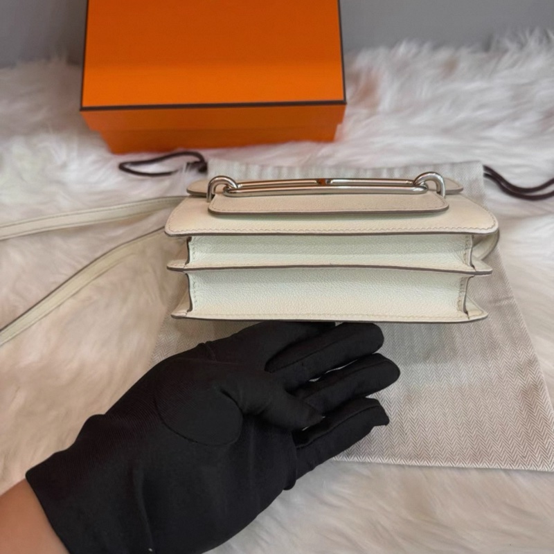 愛馬仕 豬鼻子 蘑菇白 B刻 銀扣 mini 成色99新 (23.24年購買) 全套 可以斜挎包 尺寸長18 evercolor皮-8