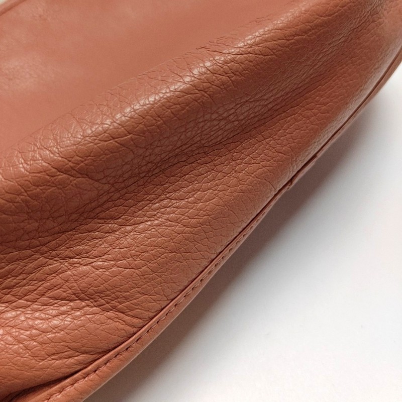 Loewe 裸粉色牛皮斜背包肩背包-9