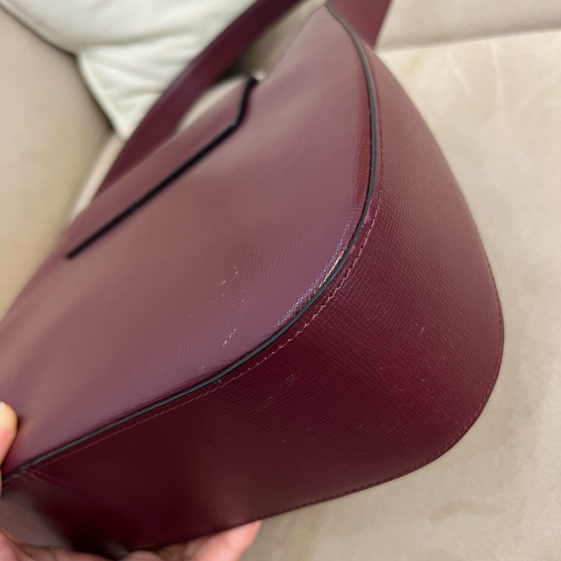 Cartier中古包波爾多紅經典轉扣肩背包-10