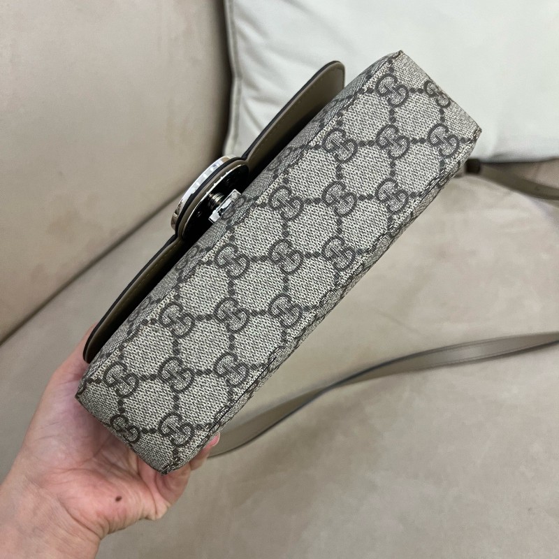 Gucci雙G微標斜背包肩背包 可調節肩帶-4