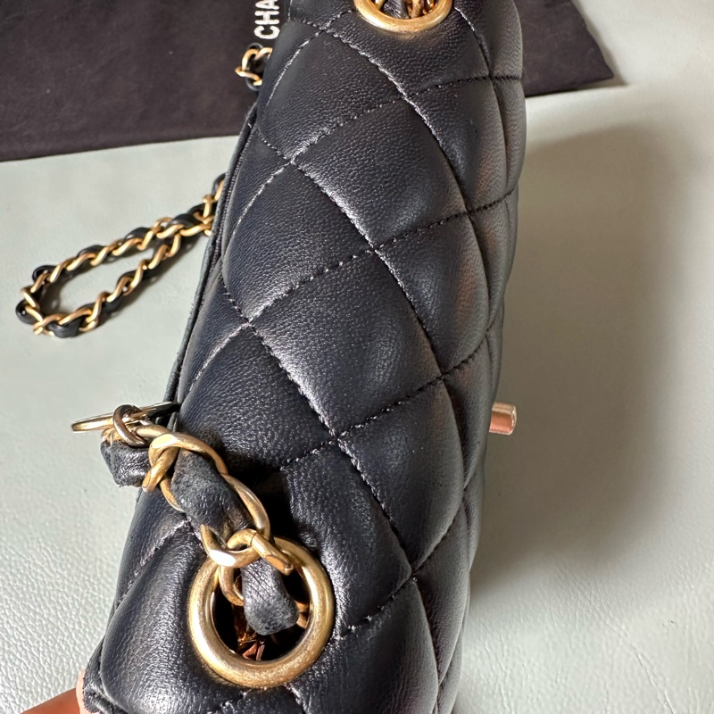 Chanel香奈兒方胖子羊皮黑金籌碼金幣鍊條包 晶片款 小號-6