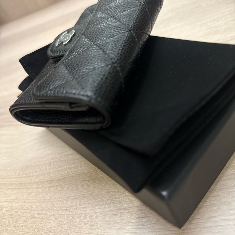 Chanel經典口蓋卡片夾-10