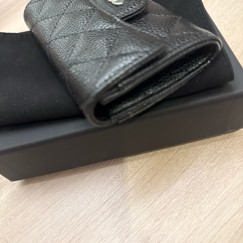 Chanel經典口蓋卡片夾-11