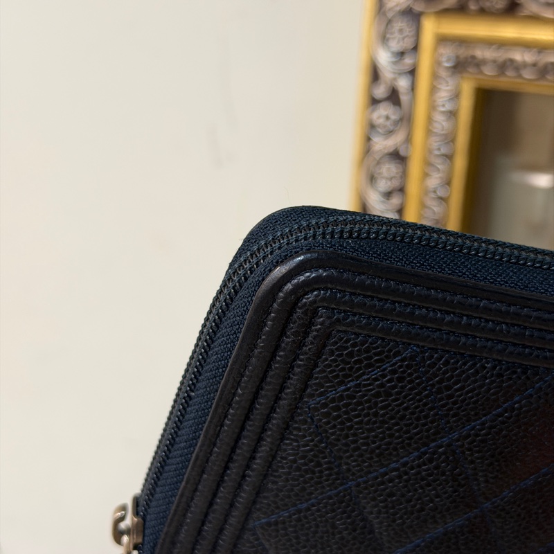 #98新閒置 #配件齊全 #櫃上新款近6️⃣萬 香奈兒深藍荔枝皮Leboy長夾-12