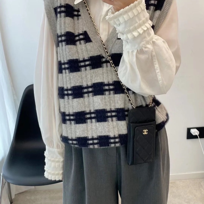 #全新全配 #超稀有釋出 香奈兒黑金荔枝皮斜挎手機包 #多功能超時尚-5