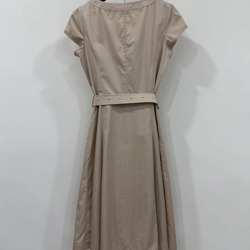 Burberry 倫敦 卡其牛革腰帶格紋洋裝-1