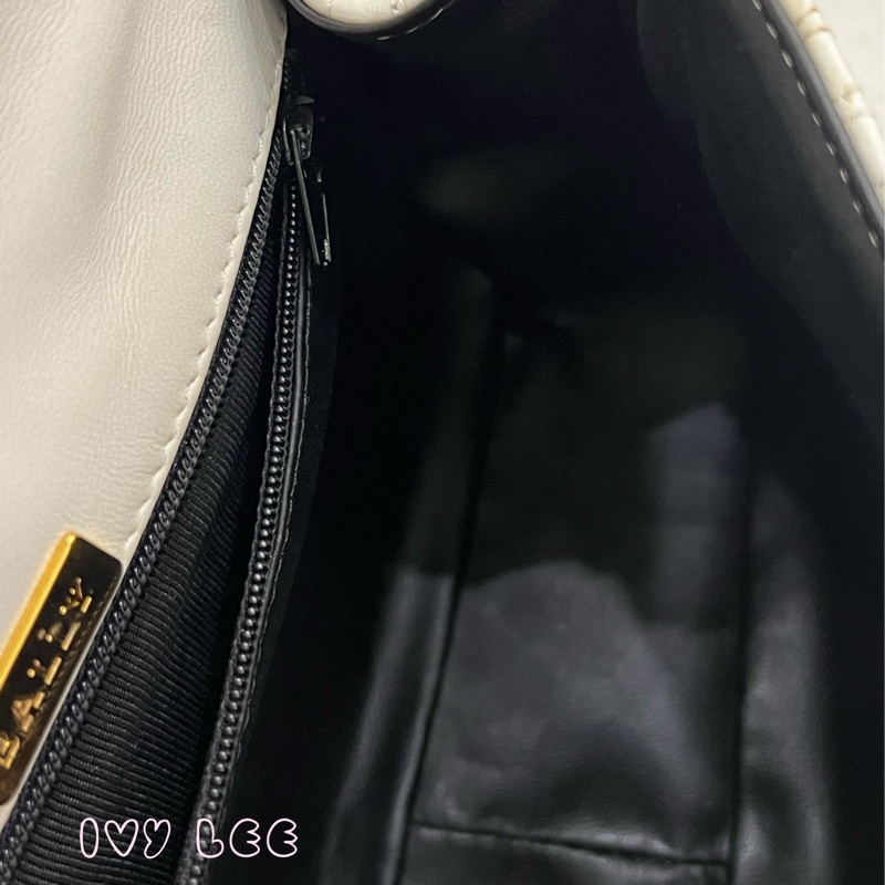 BALLY 鏈條金 斜背包 單肩包 白色小牛皮 正品 二手精品-4