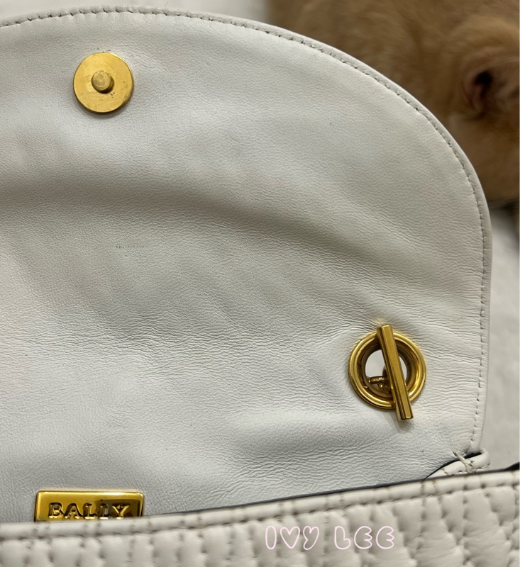 BALLY 鏈條金 斜背包 單肩包 白色小牛皮 正品 二手精品-19