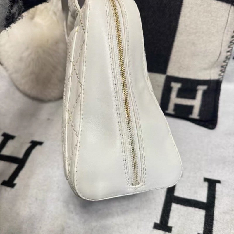 CHANEL  Lambskin Wild Stitch 手提包-7