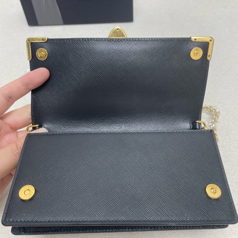 Prada 黑色牛皮鏈條肩背包斜背包 底長18.5cm-6