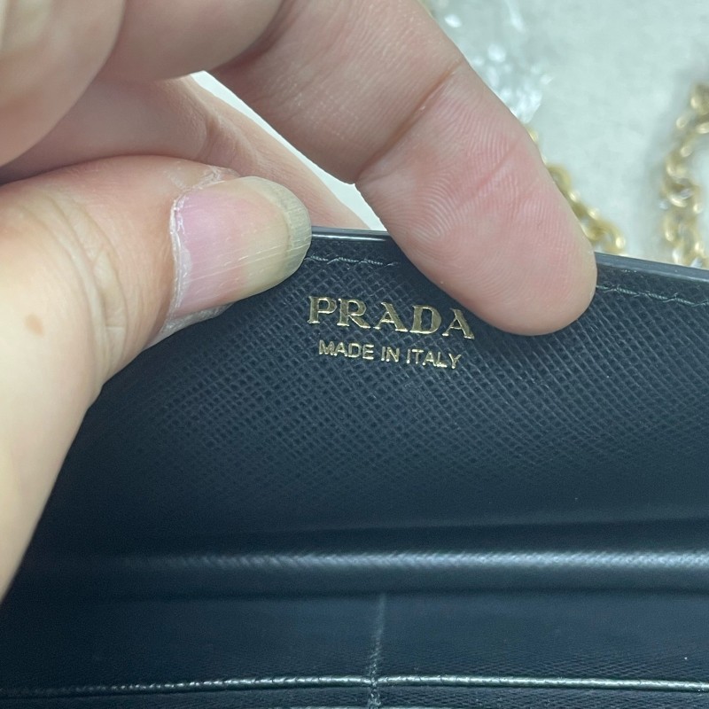 Prada 黑色牛皮鏈條肩背包斜背包 底長18.5cm-9