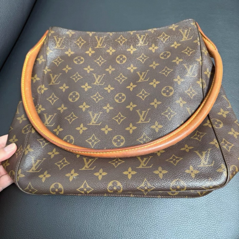 LOUIS VUITTON  Monogram Looping GM shoulder backpack-0