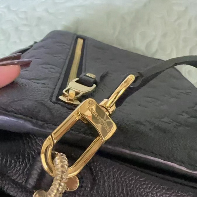 LOUIS VUITTON  Pochette Métis 郵差包 black-5