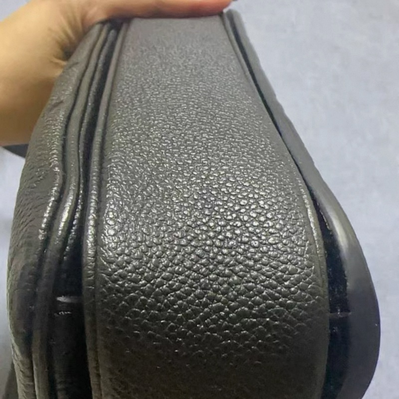 LOUIS VUITTON  Pochette Métis 郵差包 black-6