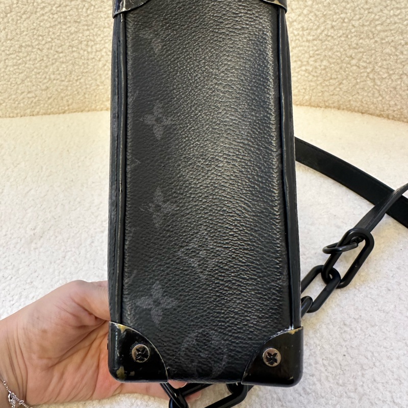 LV/路易威登黑色老花 Sostlrunk 單肩斜挎盒子 20編碼-8