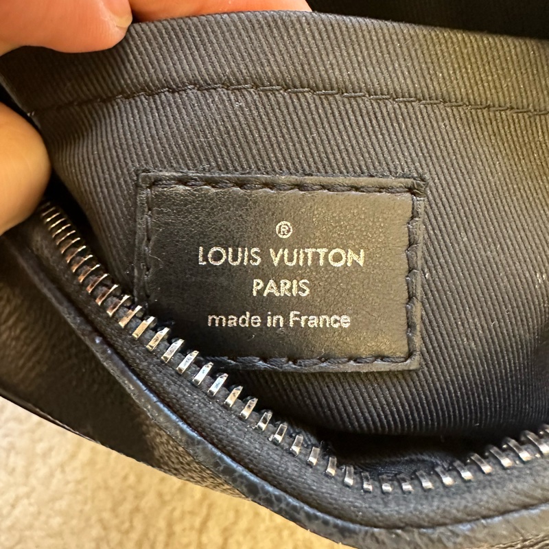 LV/路易威登黑色老花 Sostlrunk 單肩斜挎盒子 20編碼-29