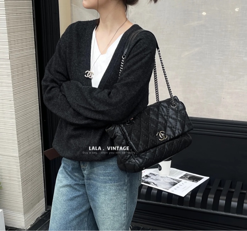 Chanel黑銀外縫線泡芙雲朵包 #9新閒置 #GD風超時尚 #15萬入手賠售割愛-1