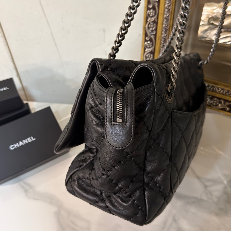 Chanel黑銀外縫線泡芙雲朵包 #9新閒置 #GD風超時尚 #15萬入手賠售割愛-10