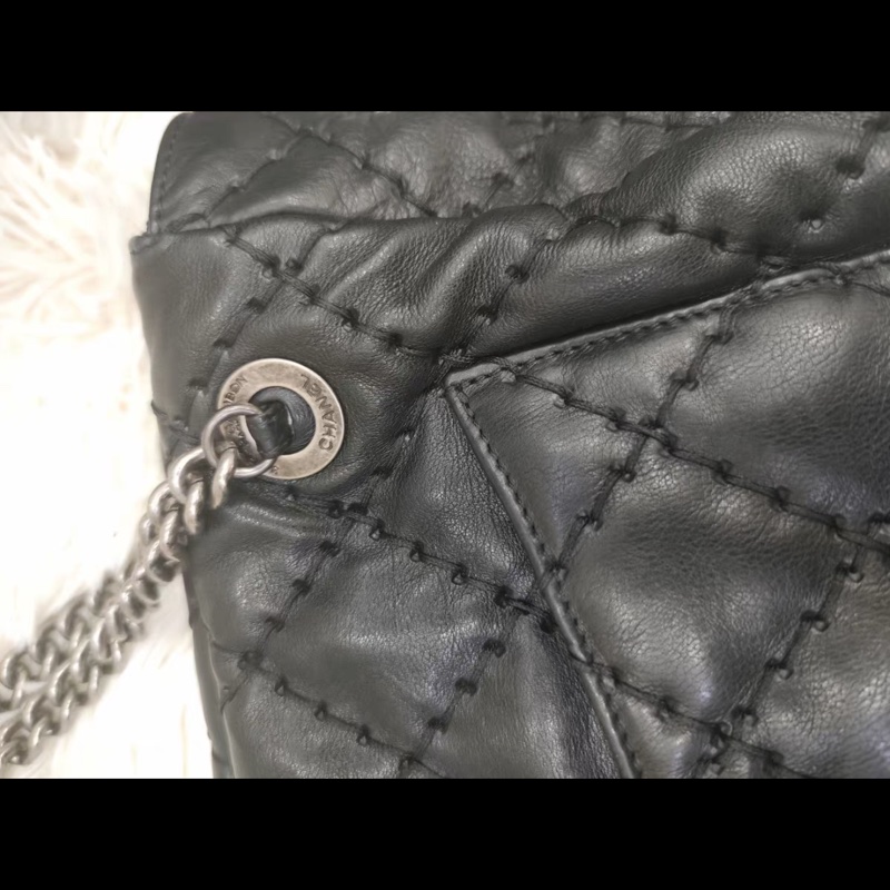 Chanel黑銀外縫線泡芙雲朵包 #9新閒置 #GD風超時尚 #15萬入手賠售割愛-31