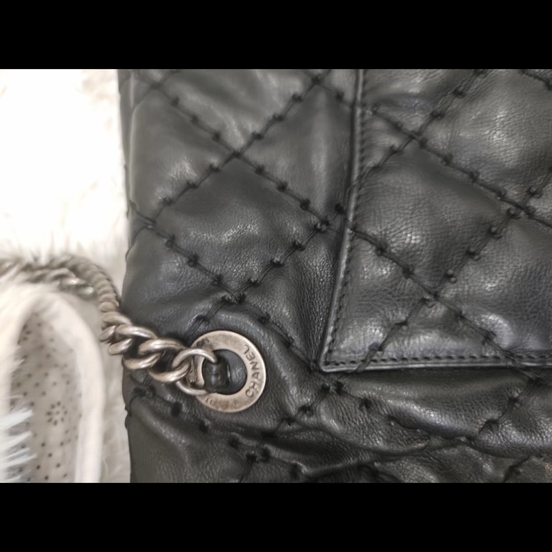 Chanel黑銀外縫線泡芙雲朵包 #9新閒置 #GD風超時尚 #15萬入手賠售割愛-32