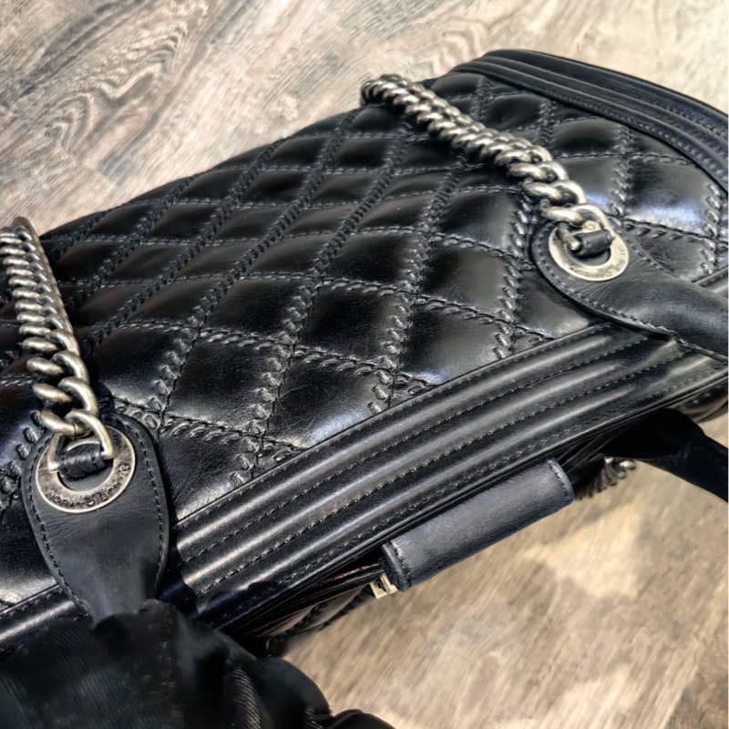 #絕版小香收藏 #leboy系列 🉑肩背 香奈兒黑銀boy菱格紋托特包-13