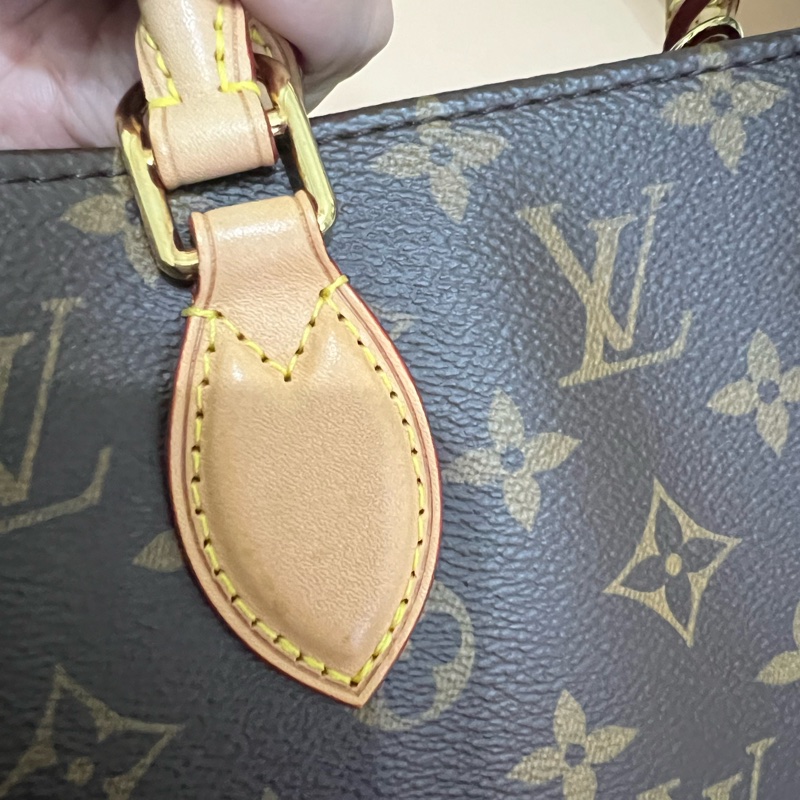 #LOUIS VUITTON #老花琴譜包型號：M45847 SAC NV BB MNG VVN-45