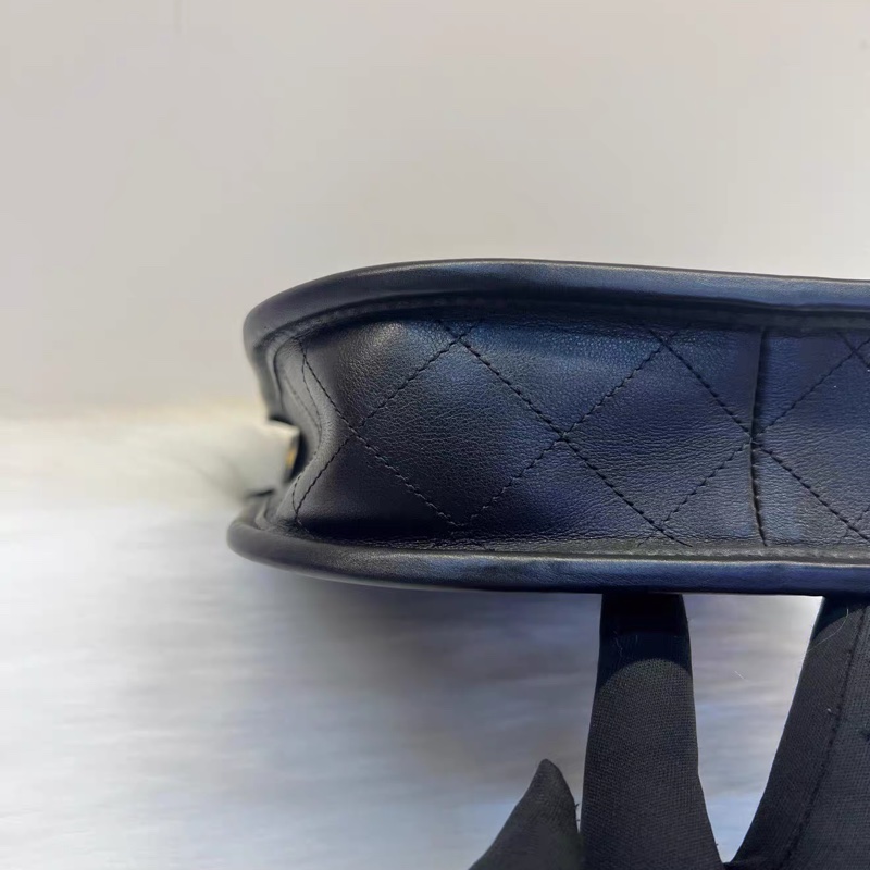 #全網最低💰 #櫃上23萬斷貨 #全配🈶購證 香奈兒黑金24s hobo 芯片款-16