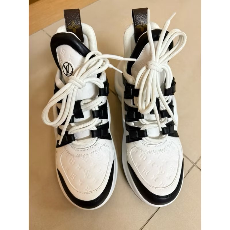 LV Archlight 運動鞋 女鞋38號 白色-1