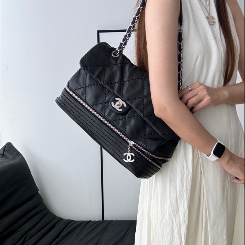 「JL精品代購」9新 Chanel 香奈兒黑銀擴層機場包-1