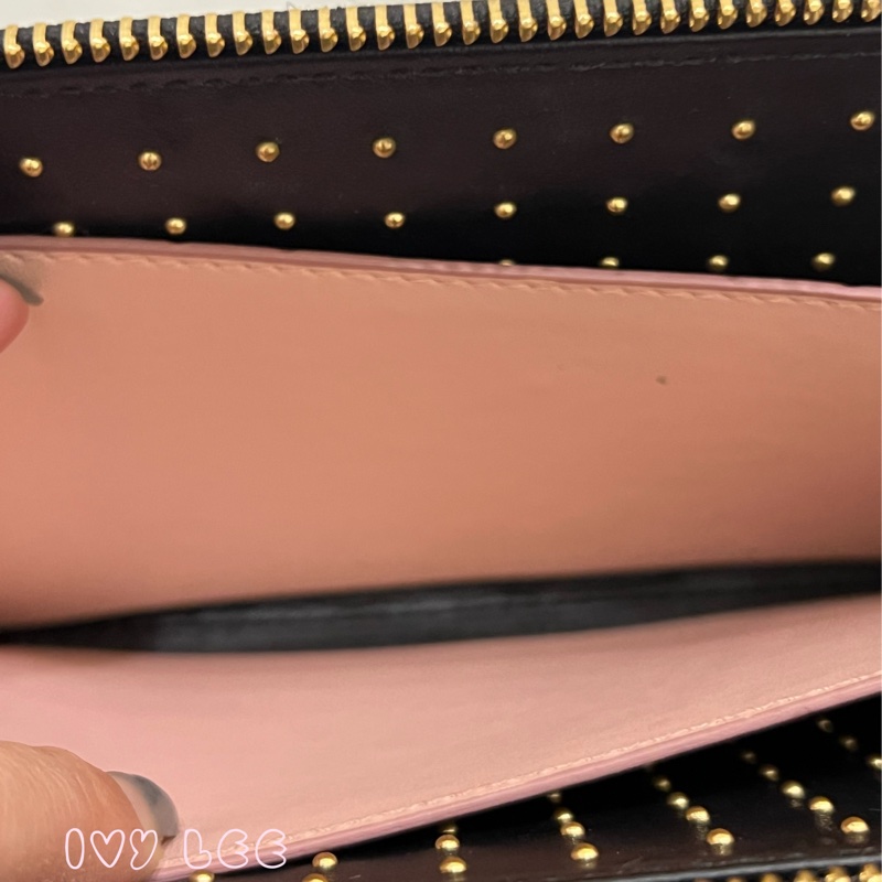 Salvatore Ferragamo黑色 金色皮革鉚釘 Vara 蝴蝶結翻蓋肩背包 鏈條包 斜背包 正品 二手精品-14