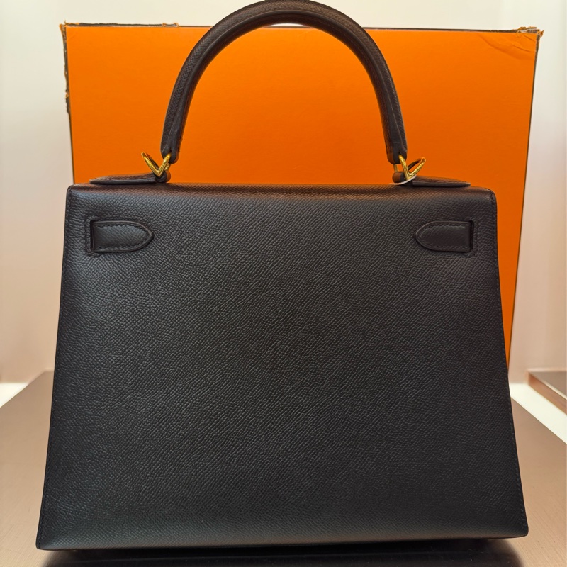 Hermes Kelly28 黑金外縫凱莉 🖤 C刻 很美的包很美的價錢 可遇不可求-6