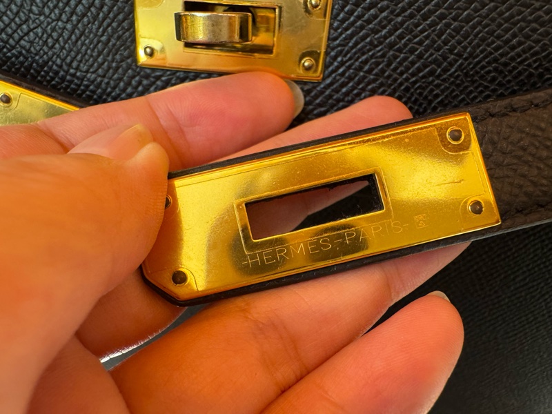 Hermes Kelly28 黑金外縫凱莉 🖤 C刻 很美的包很美的價錢 可遇不可求-16