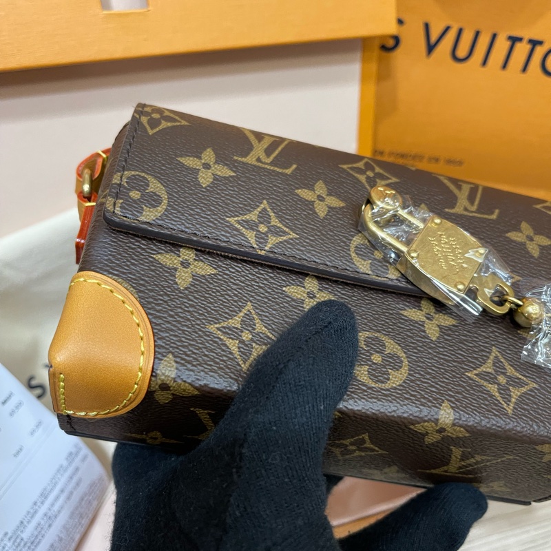 Lv新款老花小方包Steamer/台灣專櫃上個月才剛買/M14738-10