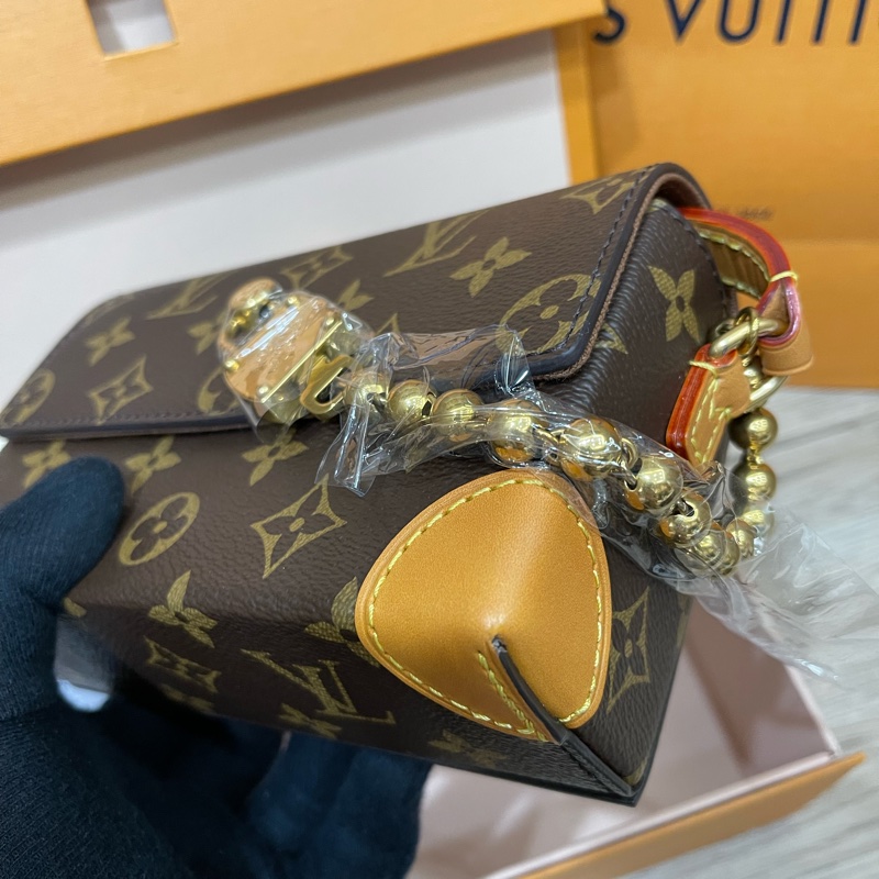 Lv新款老花小方包Steamer/台灣專櫃上個月才剛買/M14738-11