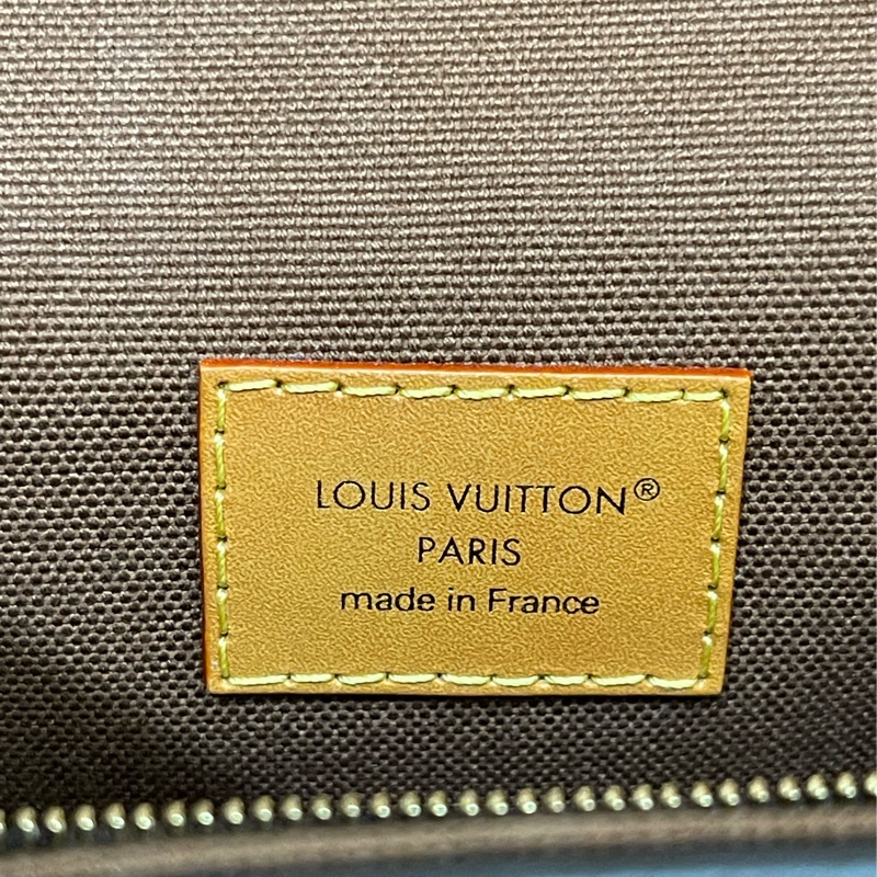 Lv新款老花小方包Steamer/台灣專櫃上個月才剛買/M14738-21