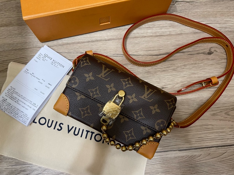 Lv新款老花小方包Steamer/台灣專櫃上個月才剛買/M14738-24