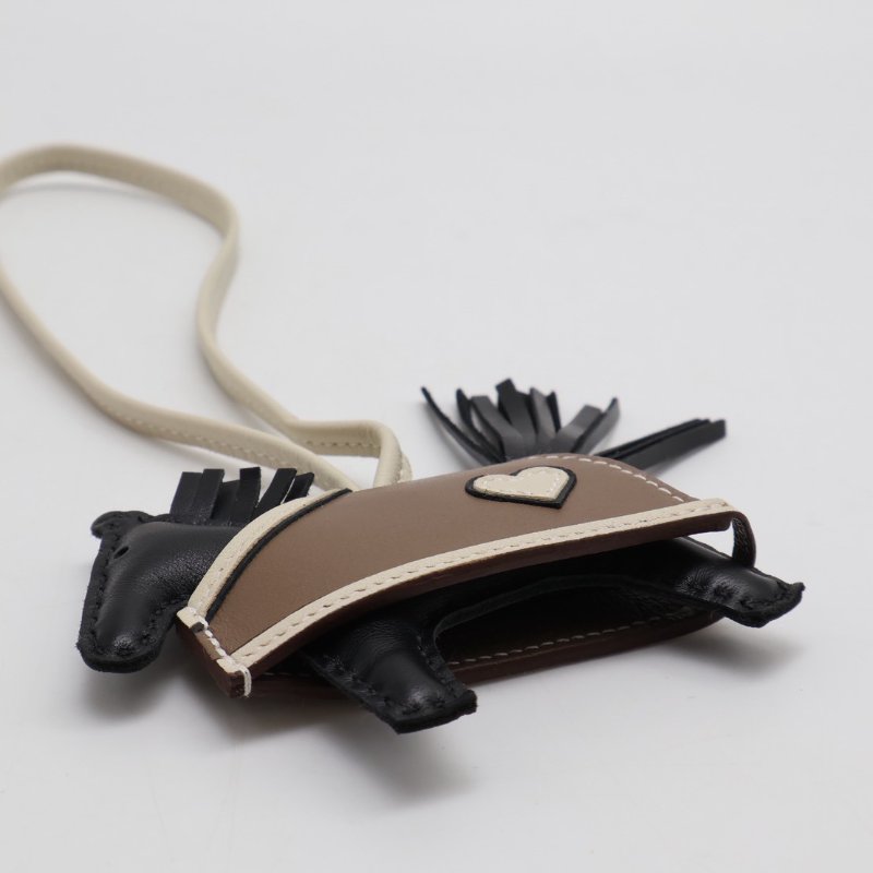 HERMES Rodeo Robeo Coeur小馬 - 黑/大象灰/奶昔白-3