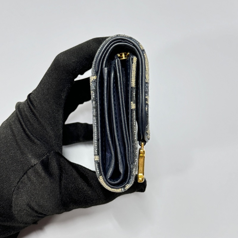 （超新品～ 專櫃最新款🎁） Dior 迪奧 馬鞍老花短夾 專櫃24000！-6